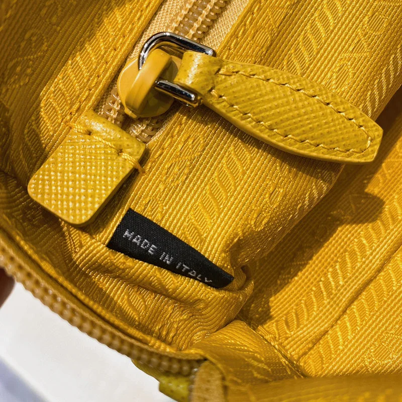 Fashion-Forward Lawi - PD Wallets - 034