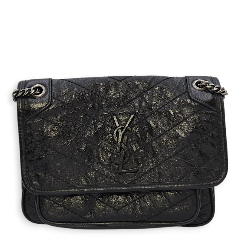 Fresh Fashion Discounts Niki 22x17x5cm Black Crossbody Bag in Distressed Leather, Ruthenium-finish Brass hardware