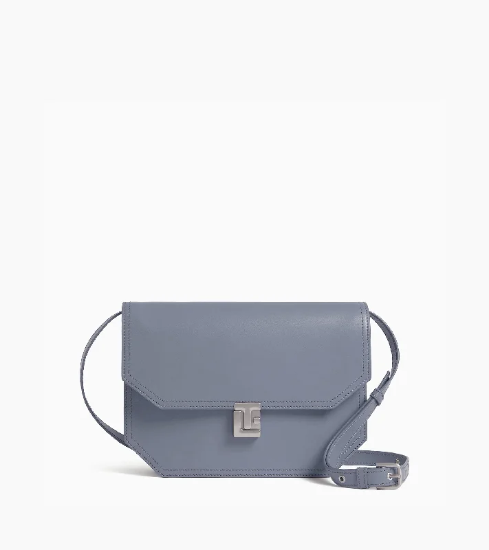 Fashionista Favorites Rose medium crossbody bag in smooth leather