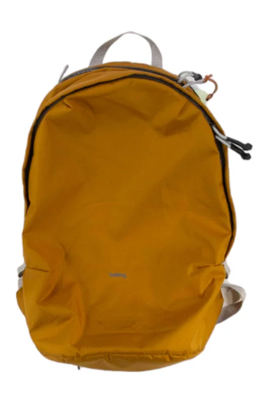 Chic And Clearance-Priced Tote Bags Bellroy Lite Daypack