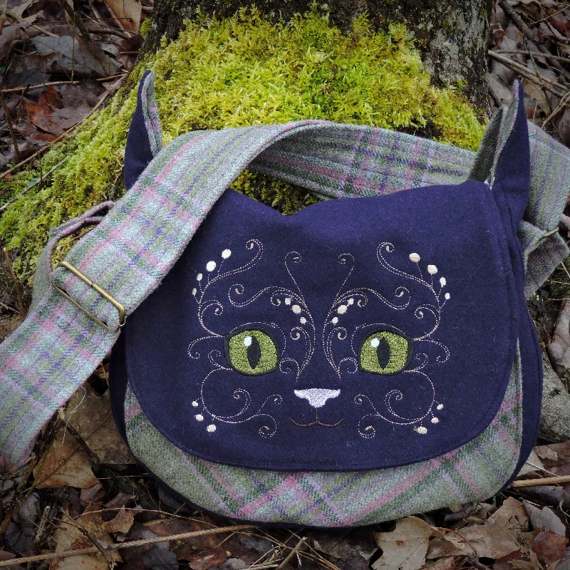 Clearance Bags For Budget Shoppers Celtic Cat Bag