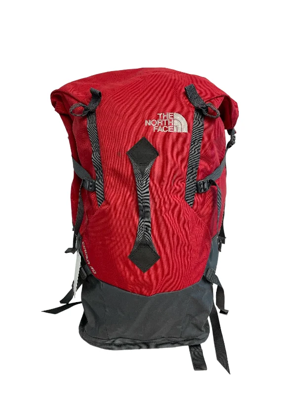Dive Into Trendy Styles Cinder 40