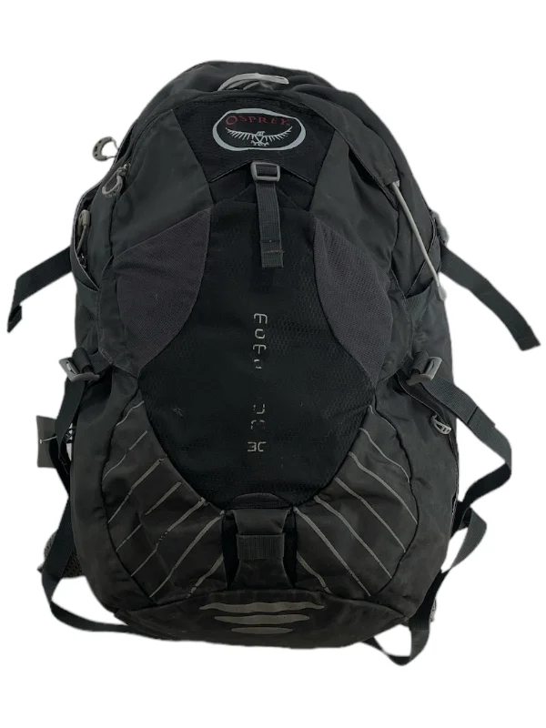 Festive Holiday Gift Bags Momentum 30 Pack