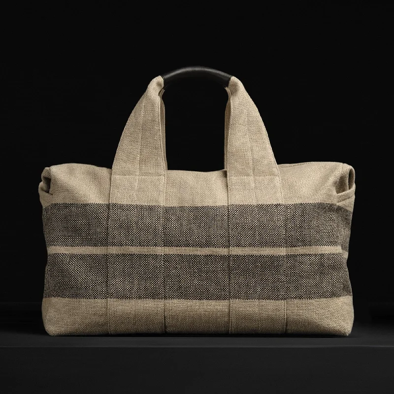 Polished Style Deals Montecito Striped Linen Weekend Bag - Beige/Black