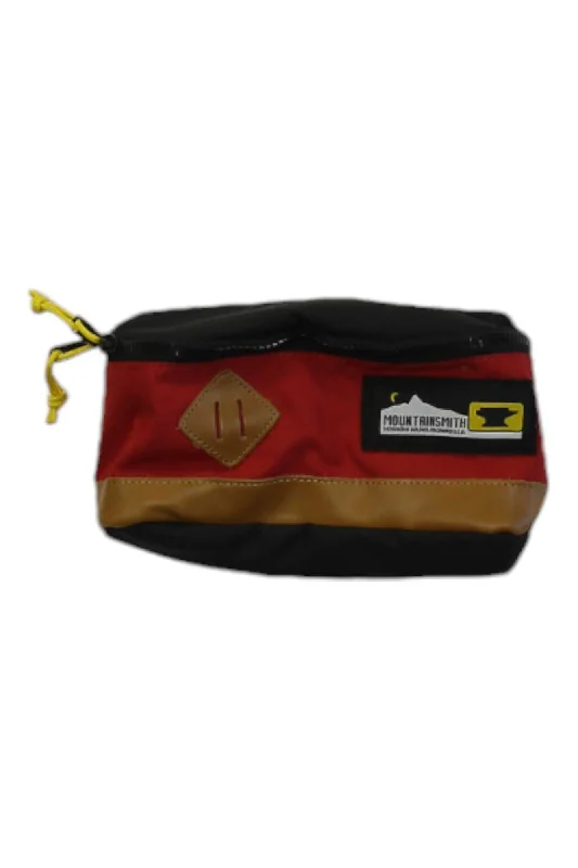 Chic And Trendy Mountainsmith Trippin Lil Lumbar Pack