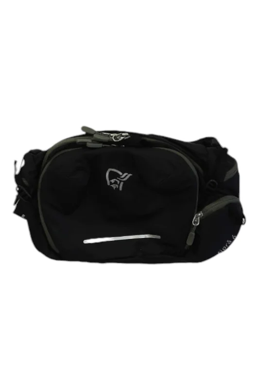 Trend Forward Threads Norrona Fjora Econyl195 6L Hip Pack