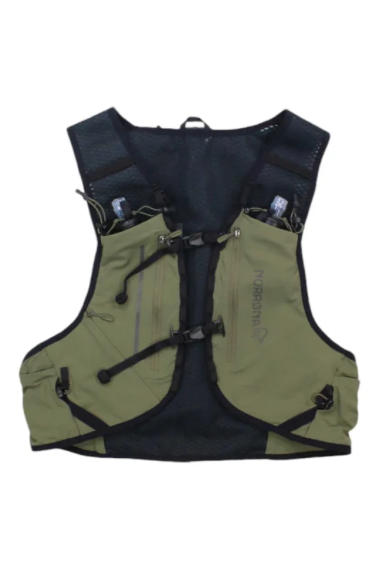 Lightweight Bags For Senior Travelers Norrona Senja Econyl70 7L Pack