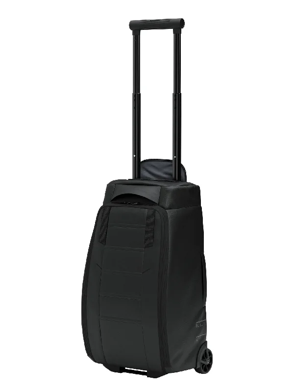 Sophisticated Style Offers The Hugger Roller Bag Carry-On 40L