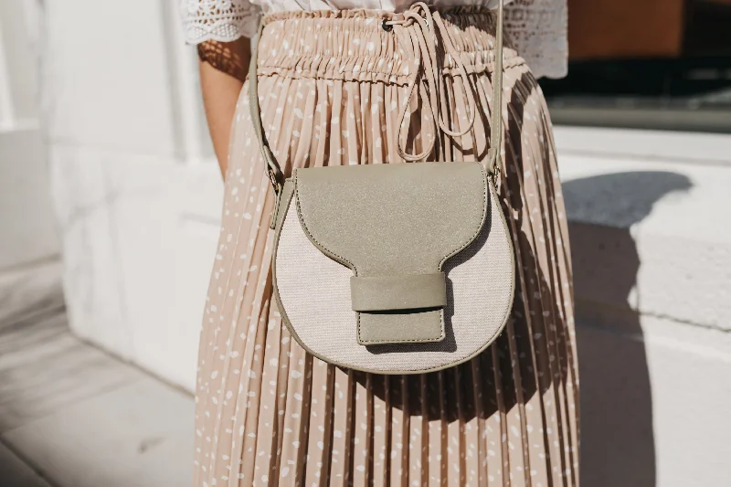 Discounted Designer Bags For Clearance Sale Chic Retro Crossbody Bag