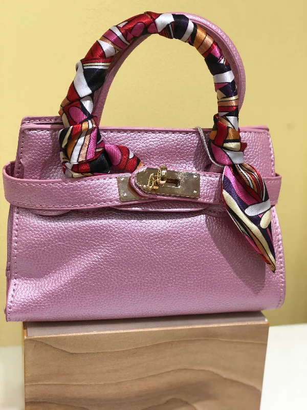 Trendy Bags For Women And Men In 2025 Chloe K Small Kate Bag