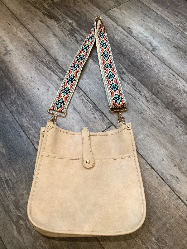 Black Friday And Cyber Monday Bag Deals Cream Vintage Vegan Leather Messenger Bag with Aztec Strap