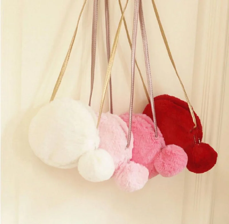 Bags For Urban And Trendy Looks Furry Pom Pom Purse