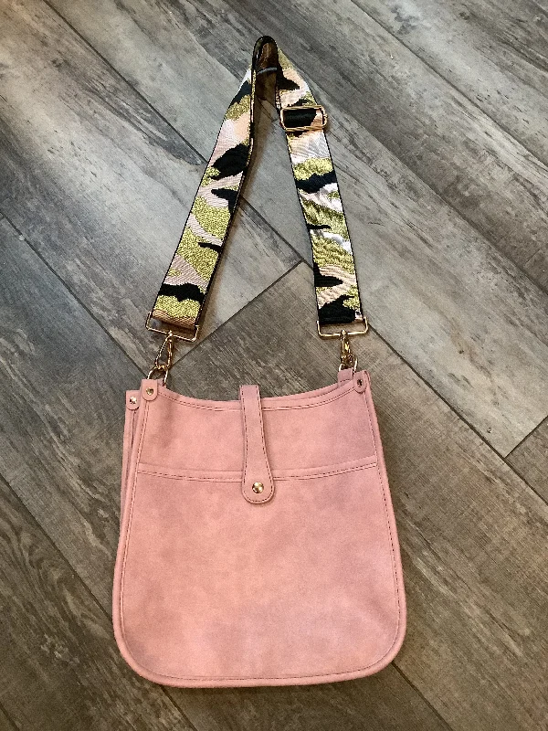 Urban Style Light Pink Vintage Vegan Leather Messenger Bag with Pink/BlackMetallic Gold Camo Strap