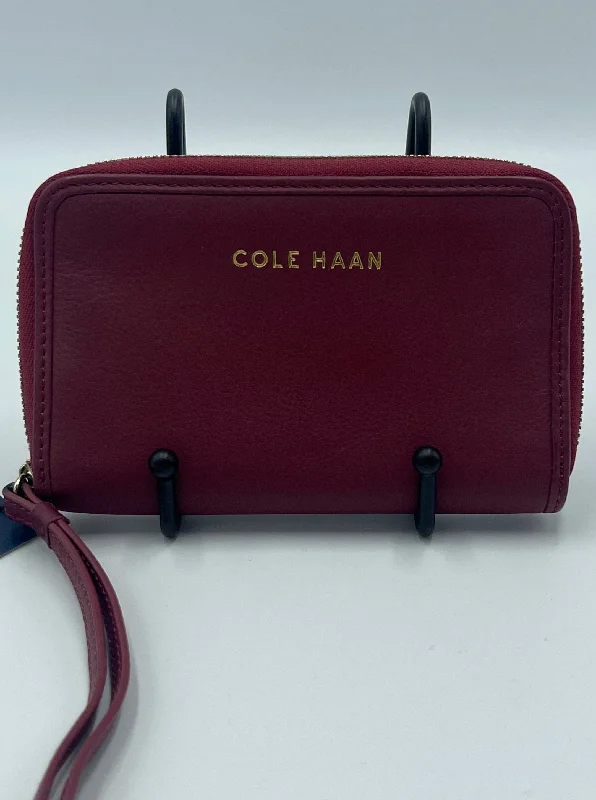 Affordable Bags For Budget Shoppers New! Wristlet / Wallet Designer By Cole-haan Affordable Bags For Budget Shoppers