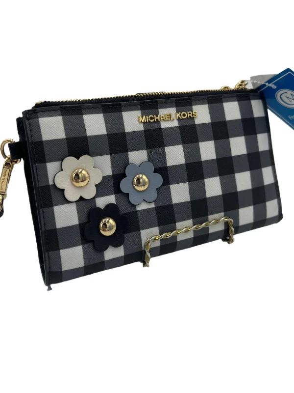 Active Lifestyles Wallet / Wristlet Designer Michael Kors Stylish And Affordable Bags For Every Occasion