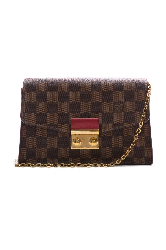 Rustic Bags For Outdoor And Nature-Inspired Looks Croisette Chain Wallet