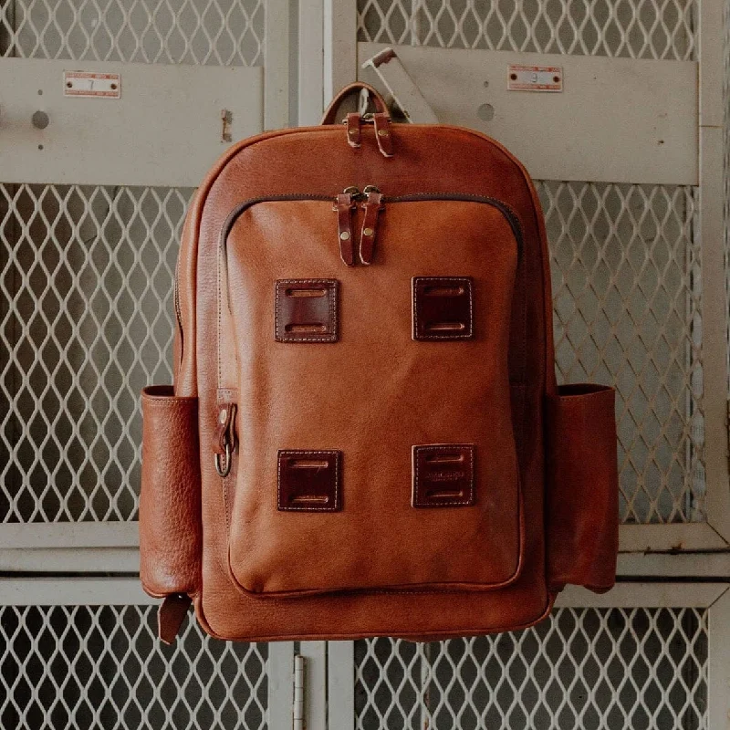 Chic Bags For Office Professionals And Urban Dwellers Leather Rover Backpack - Brown