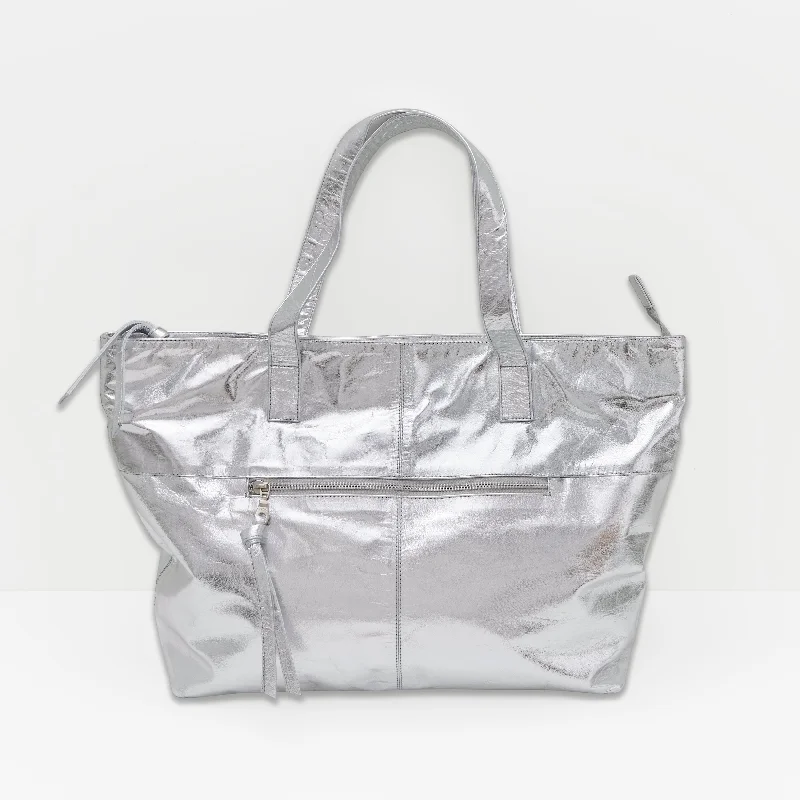 Bags For Free-Spirited And Artistic Styles Toronto Silver Leather Tote Bag