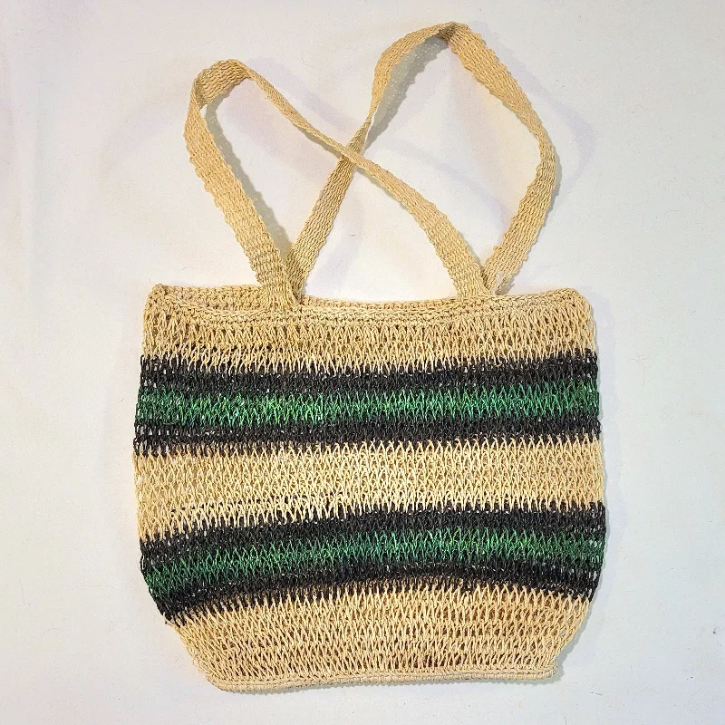 Tote Bag For Everyday Use Handmade Chambira Shoulder Bag with Green and Black stripes made in the Peruvian Amazon