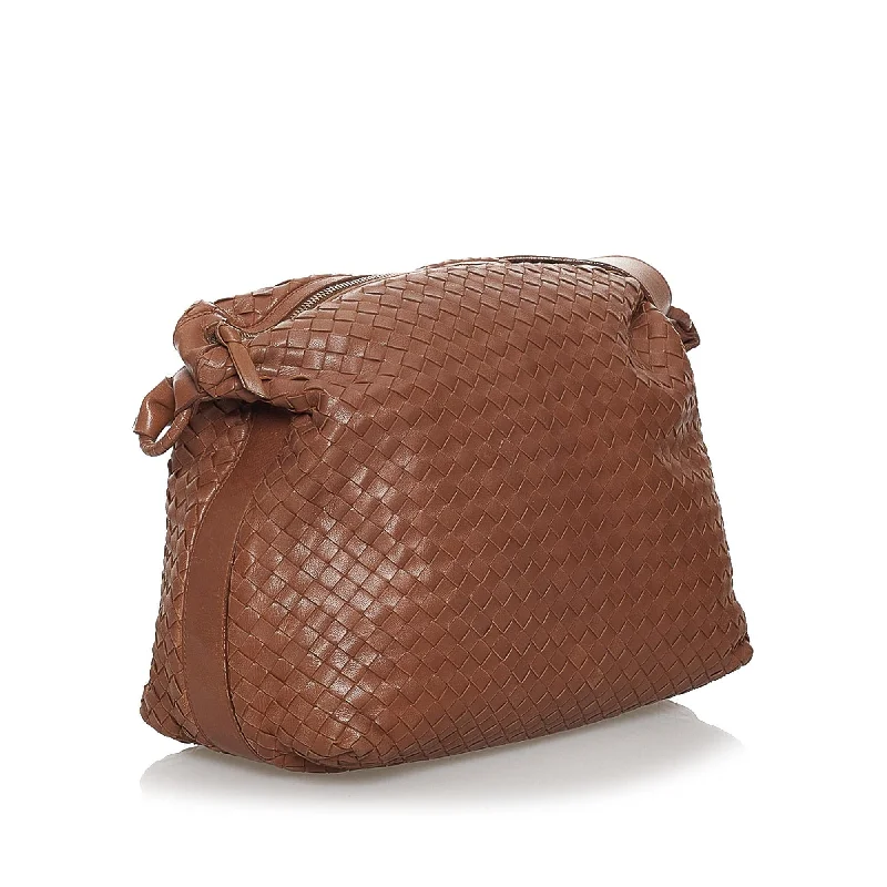 Flash Sale On Premium Bags Bottega Veneta Intrecciato Leather Shoulder Bag (SHG-31180)