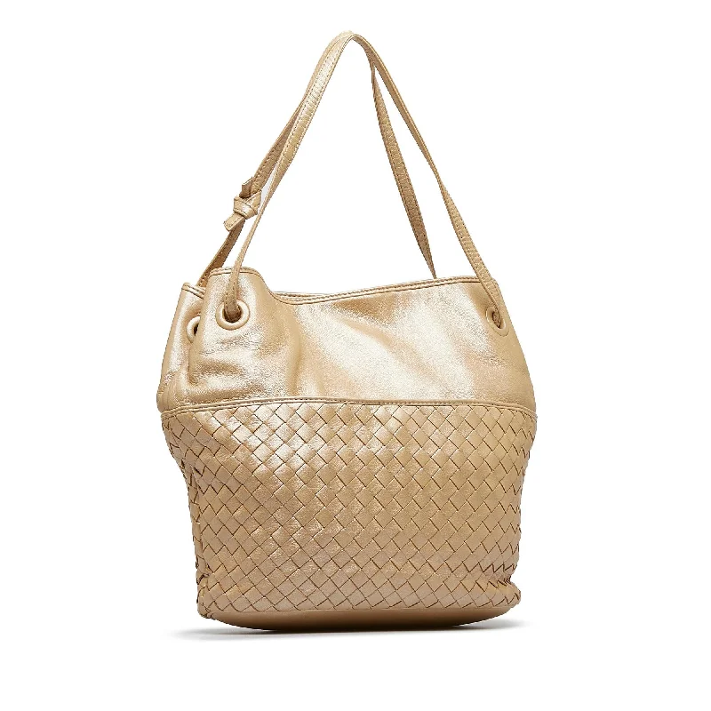 Bags For Outdoor Adventures Bottega Veneta Intrecciato Shoulder Bag (SHG-pphL7D)