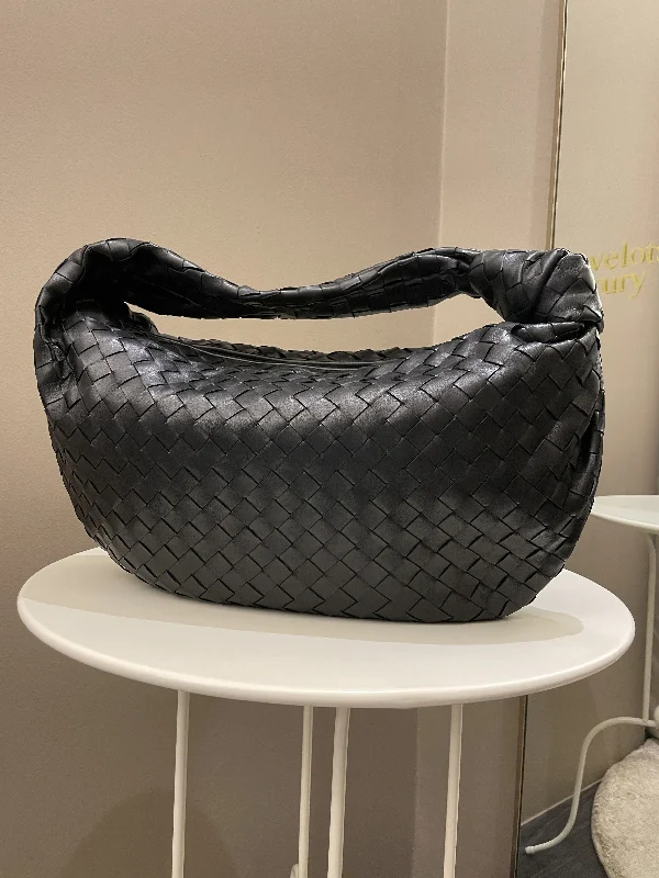 Senior Travelers Bottega Veneta Jodie Shoulder Bag Black Leather