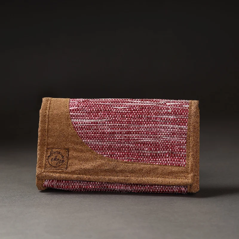 Chic Bags For Office Professionals And Urban Dwellers Upcycled Weave Handcrafted Clutch Chic Bags For Office Professionals And Urban Dwellers Upcycled Weave Handcrafted Clutch