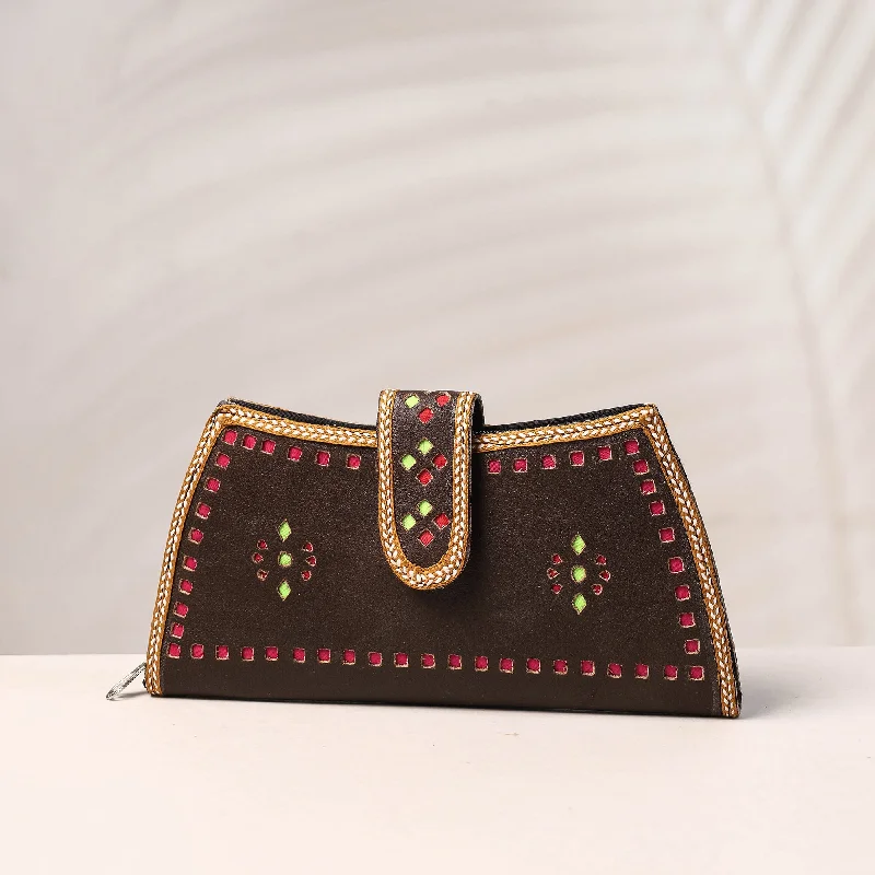 Seasonal Sale Bags Brown - Handcrafted Kutch Leather Clutch / Wallet