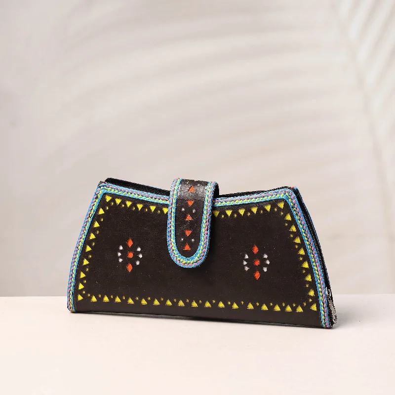 Bold And Flash-Sale Bags Black - Handcrafted Kutch Leather Clutch / Wallet