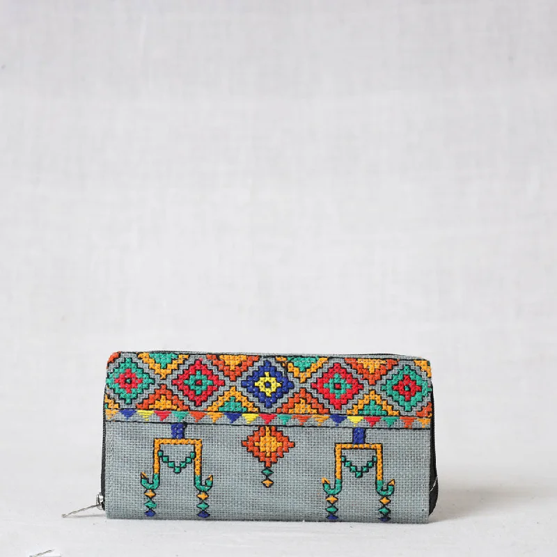Bags For Outdoor Adventures Tribal Hand Embroidered Jute Clutch Wallet