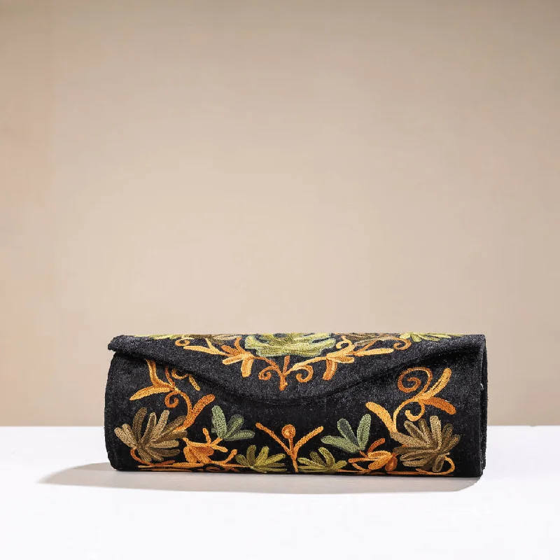 Inspired Bags For Timeless Elegance Black - Original Chain Stitch Crewel Embroidery Velvet Clutch