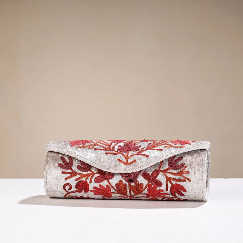 Functional Bags For Busy Moms And Dads White - Original Chain Stitch Crewel Embroidery Velvet Clutch Functional Bags For Busy Moms And Dads White - Original Chain Stitch Crewel Embroidery Velvet Clutch