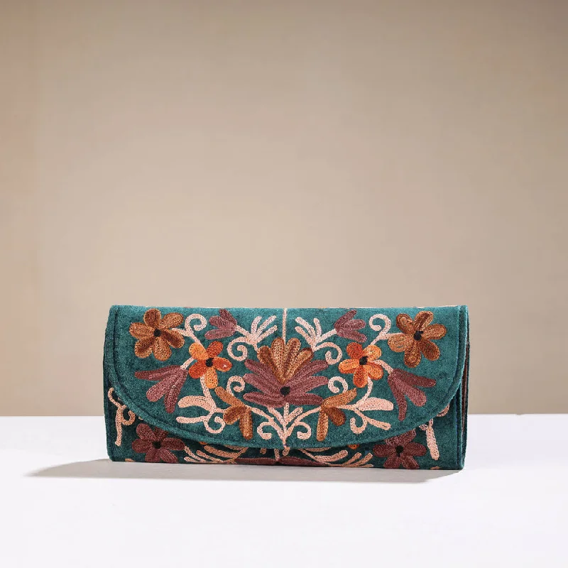 Stylish Bags For Fashion Bloggers With Promotions Green - Original Chain Stitch Crewel Embroidery Velvet Clutch Stylish Bags For Fashion Bloggers With Promotions Green - Original Chain Stitch Crewel Embroidery Velvet Clutch