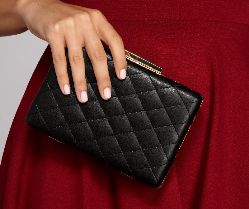 Stylish Bags For Fashion Bloggers With Promotions Best Friend Diamond Quilted Clutch Stylish Bags For Fashion Bloggers With Promotions Best Friend Diamond Quilted Clutch
