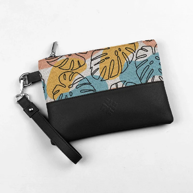 Urban Bags For City Life And Streetwear Fashion Black Toiletry Pouch Leafs