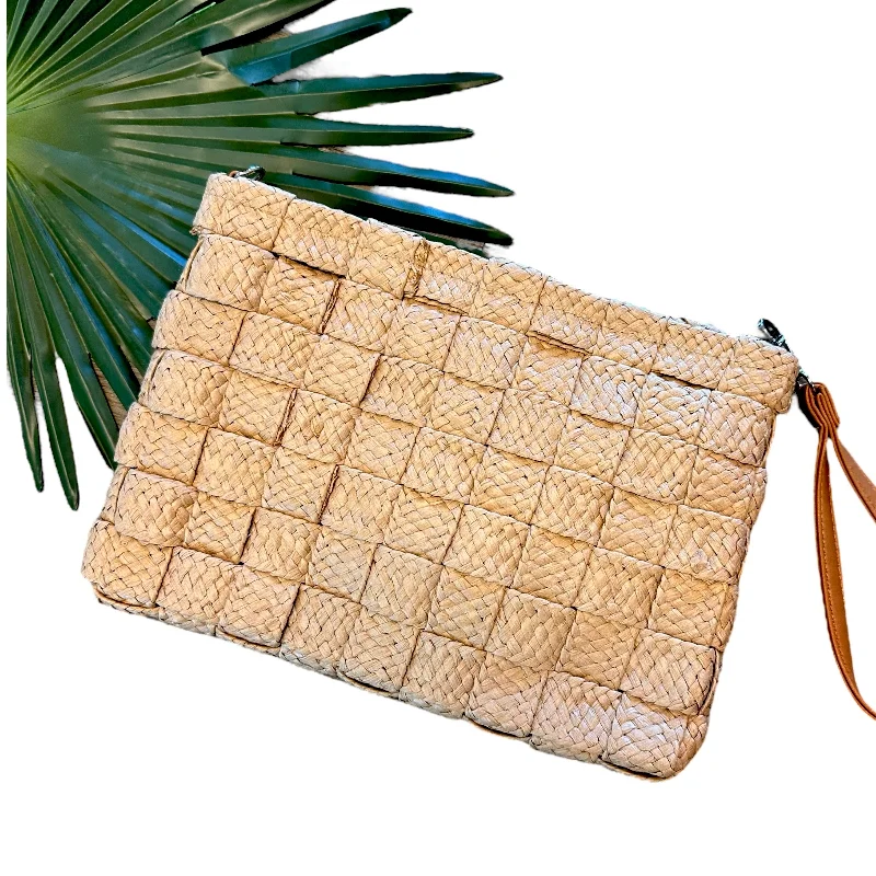 Wholesale Bags For Resellers Braided Straw Clutch in khaki