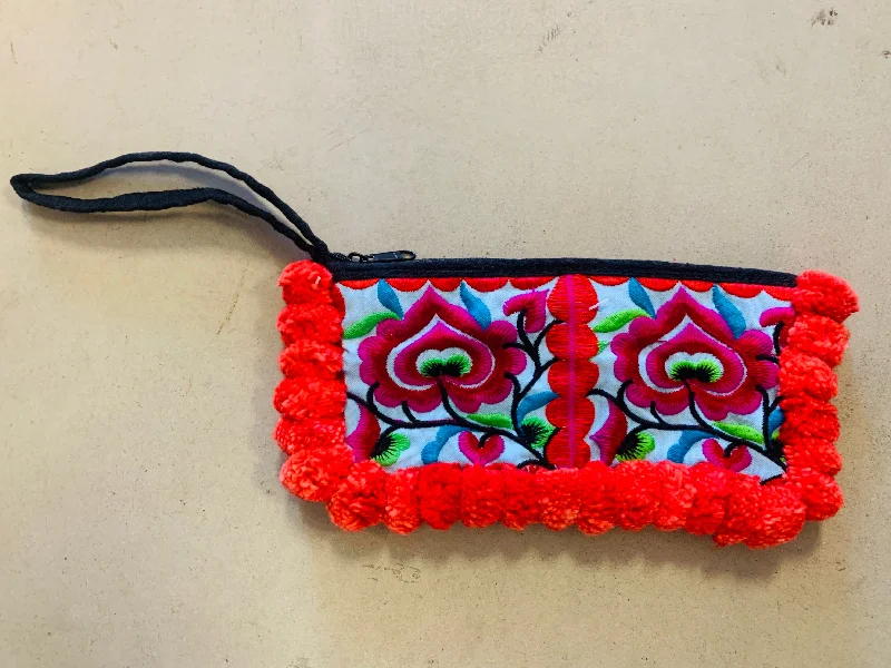 Discounted Designer Bags For Clearance Sale Hmong wristlet - pom small