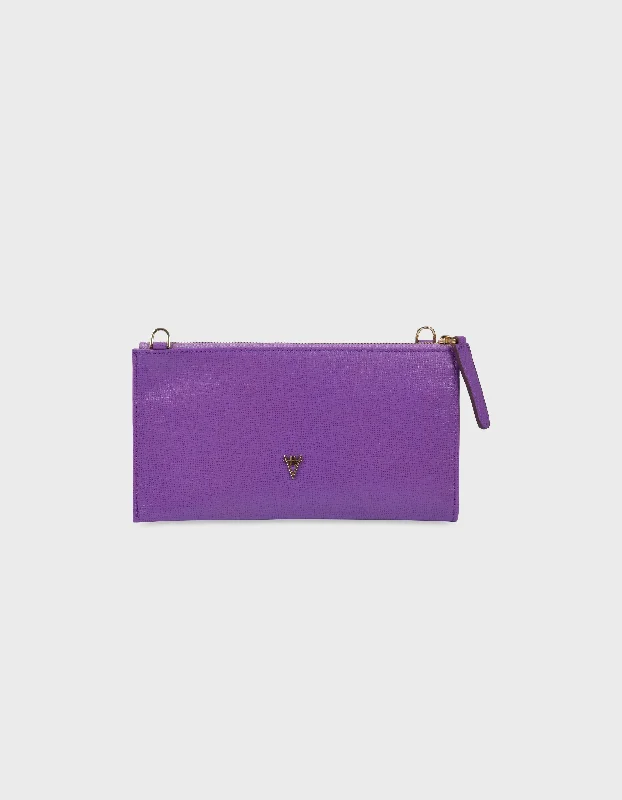 Everyday Bags For Work, School, Or Errands Omnia Clutch Bag