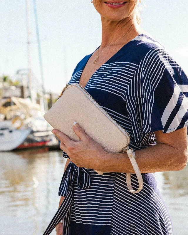 Black Friday Deals On Stylish Handbags Poppy Clutch