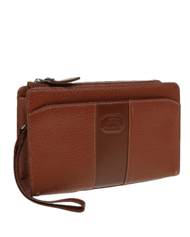 Bags For Urban And Trendy Looks Leather Clutch Bag with Metal Fittings and Storage Odor