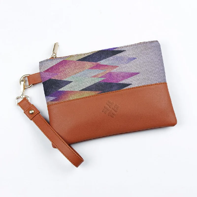 Luxury Seekers Toiletry Pouch Moun