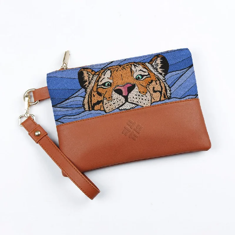 Luxury Bags For Professionals With Discounts Toiletry Pouch Sea tiger