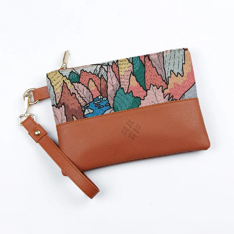 Bags For Minimalist And Functional Design Toiletry Pouch The river valley