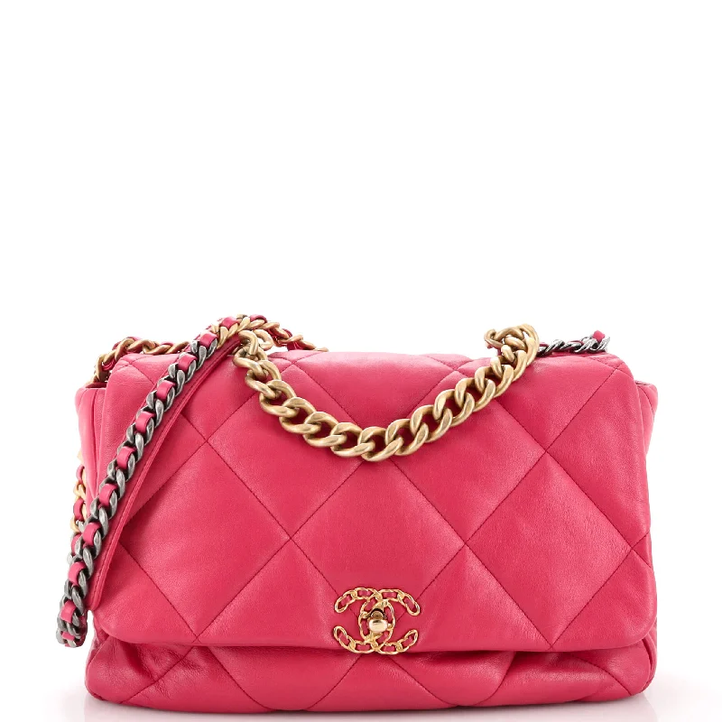 Minimalist Leather Bag For Modern Aesthetics 19 Flap Bag Quilted Leather Maxi