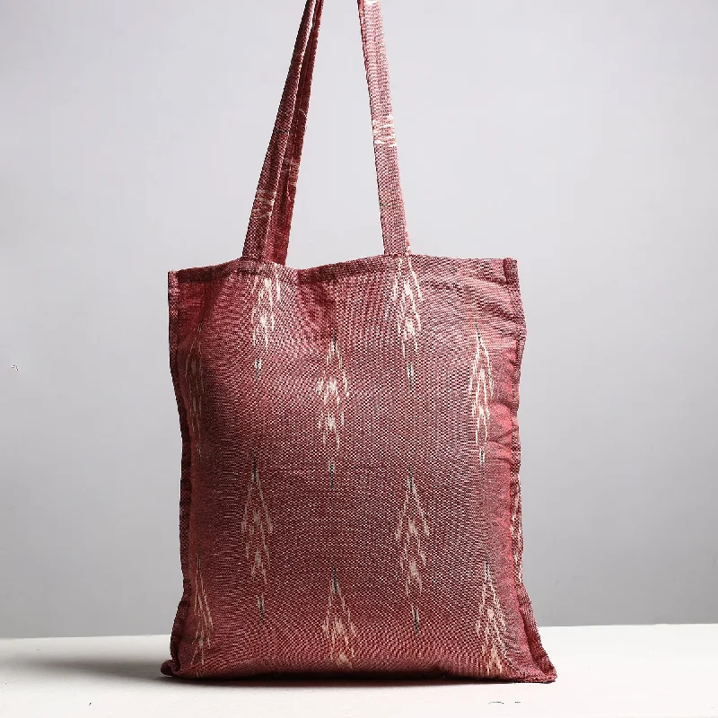 Luxury Bags With Premium Materials And Craftsmanship Peach - Handcrafted Pochampally Ikat Weave Cotton Jhola Bag Luxury Bags With Premium Materials And Craftsmanship Peach - Handcrafted Pochampally Ikat Weave Cotton Jhola Bag