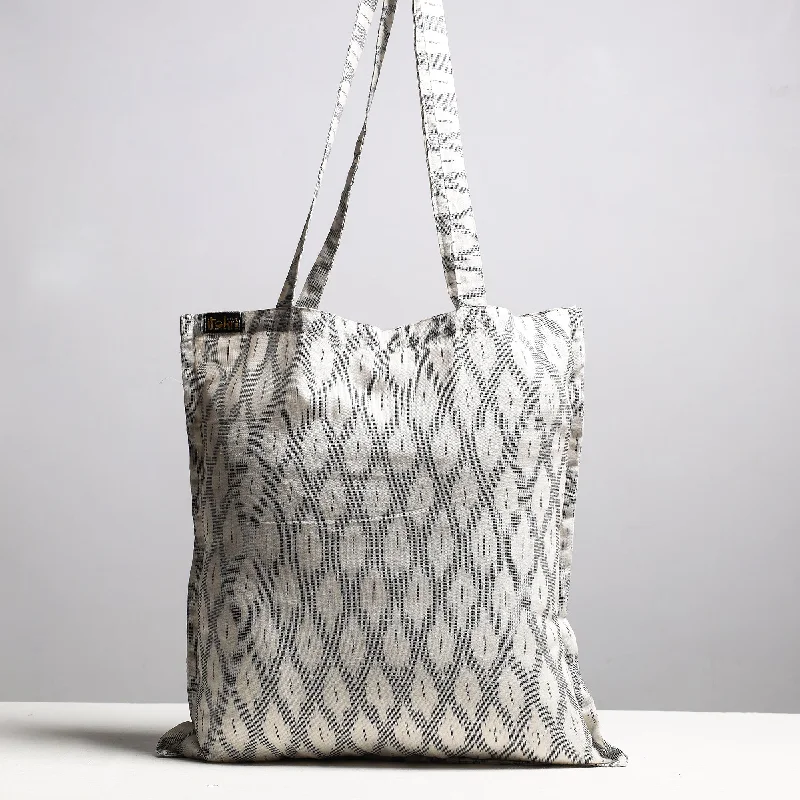 Eco-Friendly And Discounted Bags Beige - Handcrafted Pochampally Ikat Weave Cotton Jhola Bag Eco-Friendly And Discounted Bags Beige - Handcrafted Pochampally Ikat Weave Cotton Jhola Bag