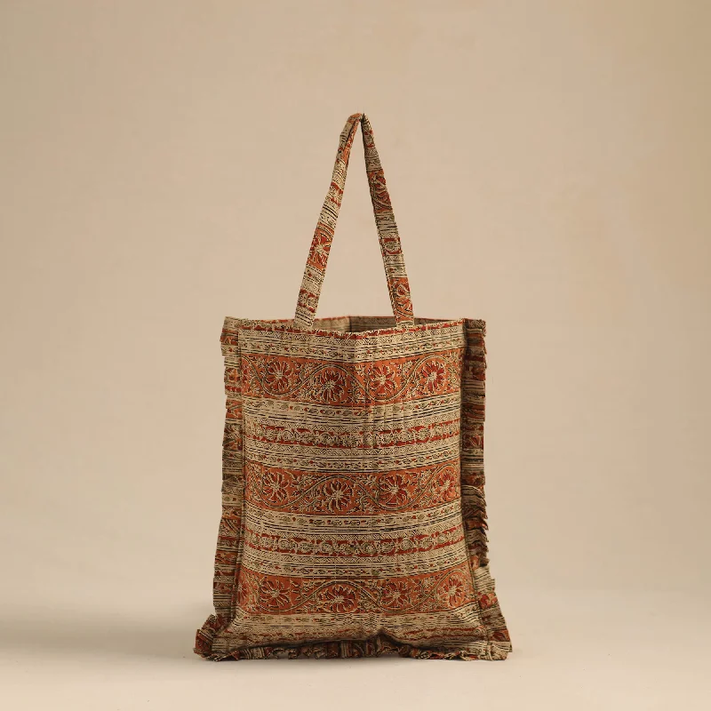 Vintage Bags For Retro And Classic Fashion Lovers Handcrafted Cotton Frill Jhola Bag 06 Vintage Bags For Retro And Classic Fashion Lovers Handcrafted Cotton Frill Jhola Bag 06