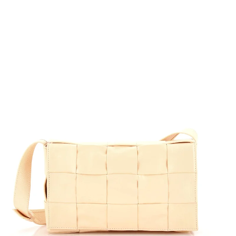 Scratch-Resistant And Luxury Sale Bags Cassette Crossbody Bag Stretch Maxi Intrecciato Leather