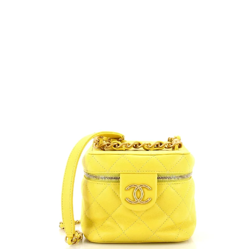 Affordable Bags For College Students On Sale Chain Bar Vanity Case with Chain Quilted Calfskin Small