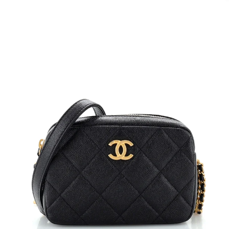 Bags For Urban And Trendy Looks Chain Melody Camera Bag Quilted Caviar Small